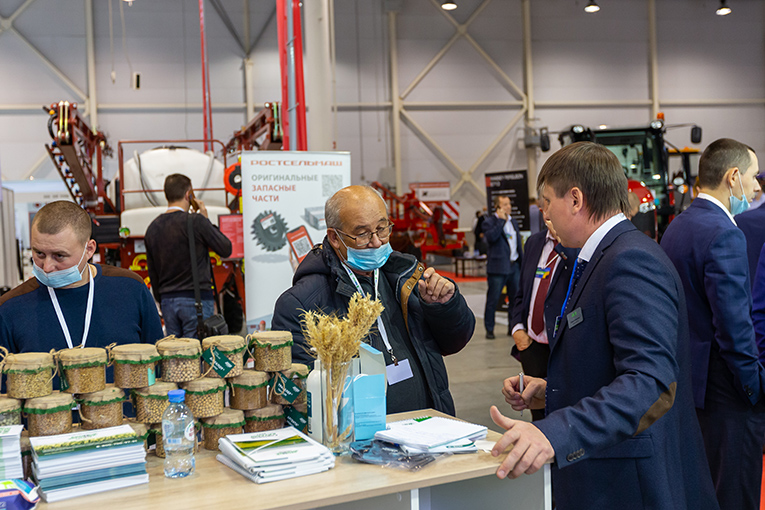 «ЭкоНива» представила основные бизнес-направления на «Сибирской аграрной неделе»