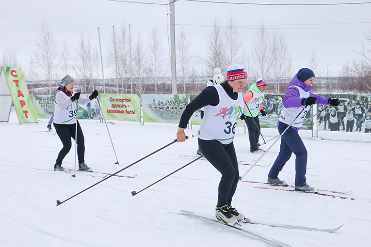 В «ЭкоНиве» определили лучших лыжников